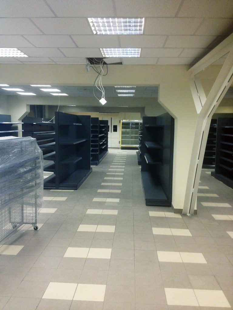 Shop equipment - shelves - Top shop, Aizkraukle