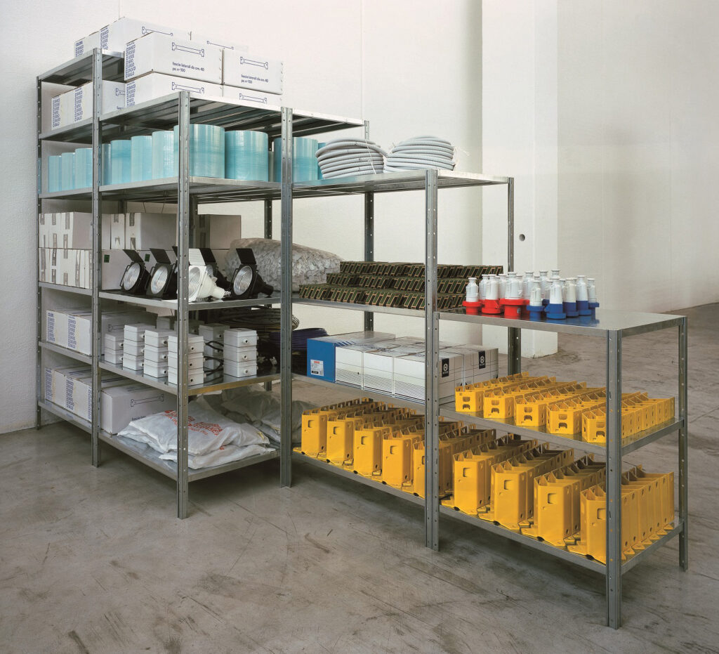 Galvanized shelves main picture