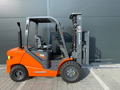 ДИЗЕЛЬНЫЕ ПОГРУЗЧИКИ ГРУЗОПОДЪЕМНОСТЬЮ 2000 / 2500 / 3000 / 3500 КГ
